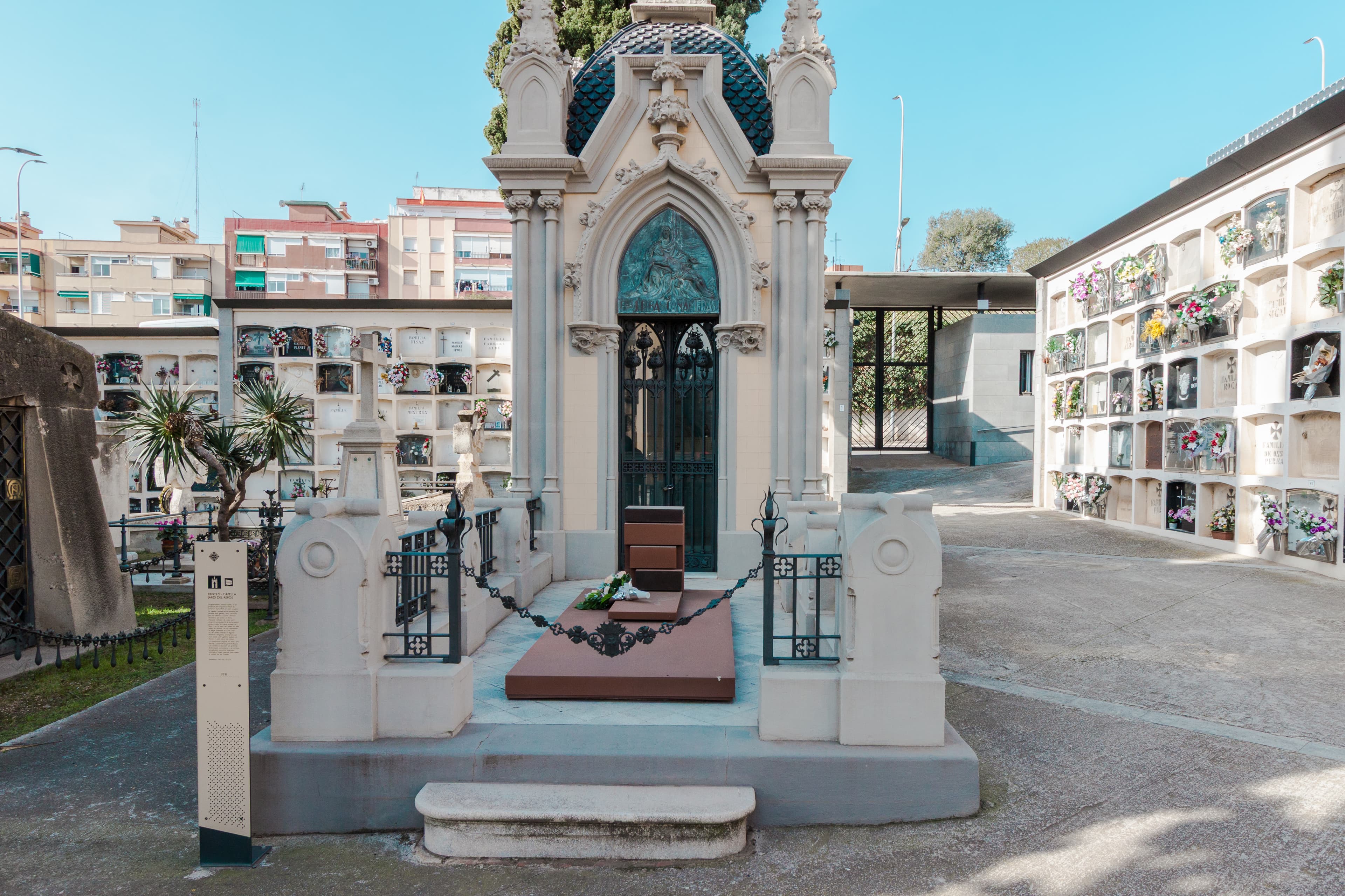 Acceso y Ubicación
